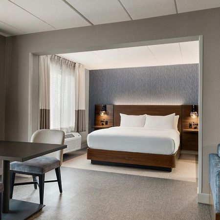 Four Points By Sheraton Columbus-Polaris Екстер'єр фото