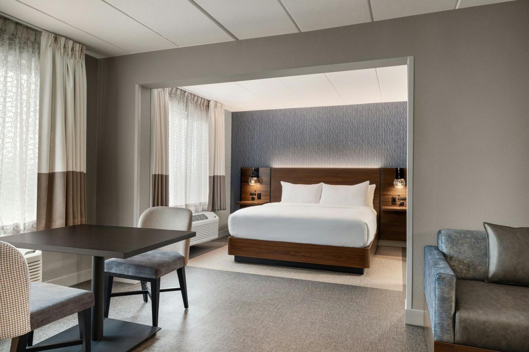 Four Points By Sheraton Columbus-Polaris Екстер'єр фото
